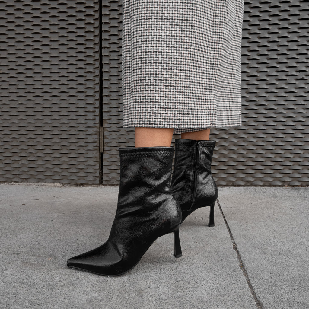 BOTÍN CAMILA YANNI NEGRO